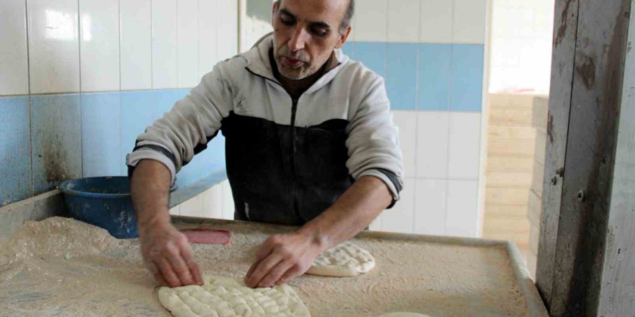 Depremzede Fırıncı Sefa Pemik: "akşam Yatarken Her Şeyimiz Vardı, Kalktığımızda Her Şeyimiz Kayboldu"