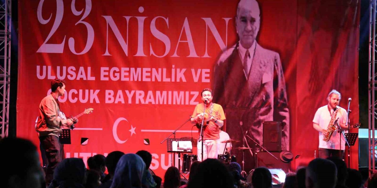 Döşemealtı’nda 23 Nisan, Karnaval Havasında Kutlandı