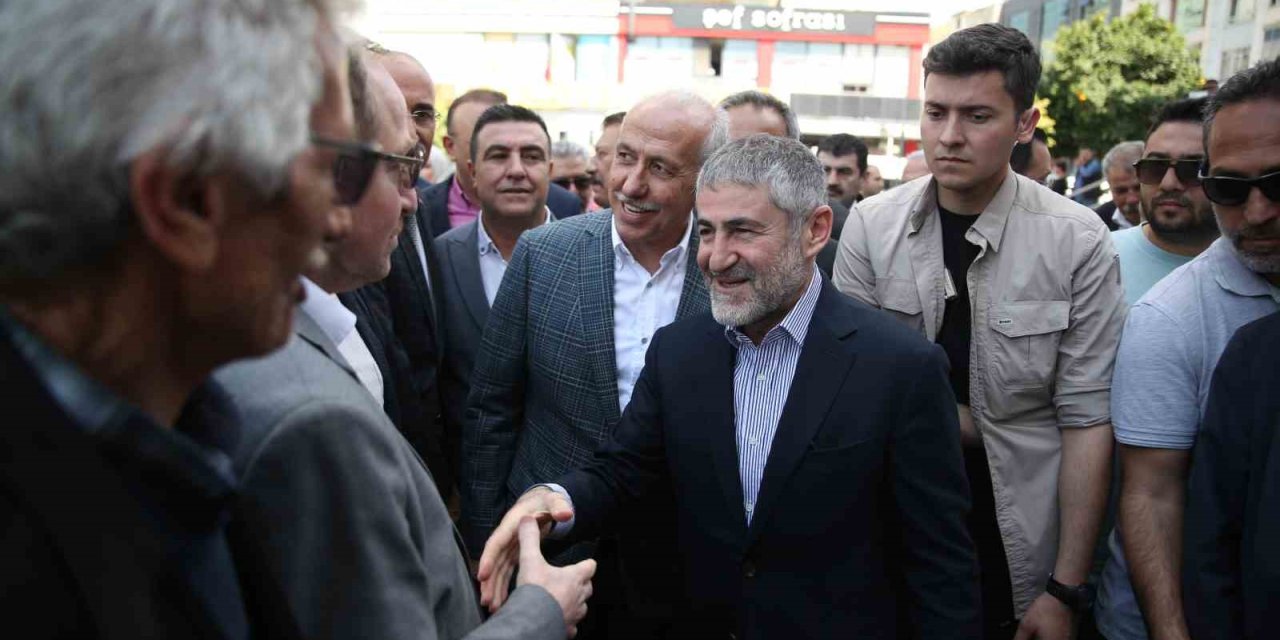 Bakan Nebati: "soğan Ellerinde Patladı"