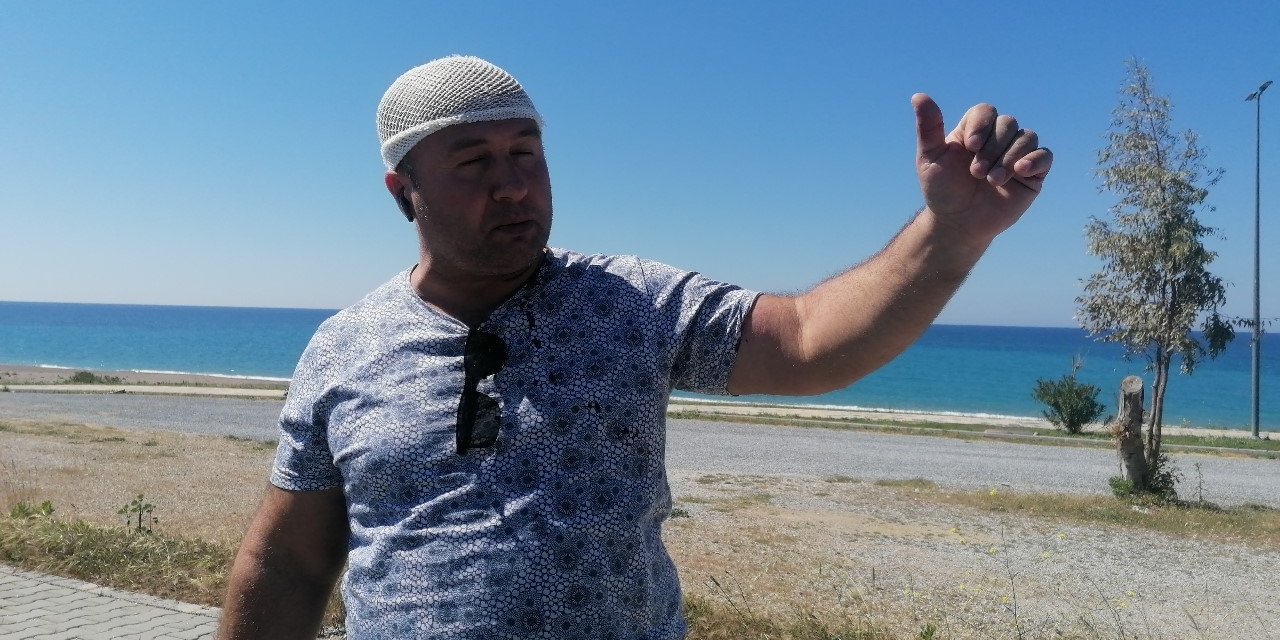 Park Halindeki Otomobilin Sürücüsü Dehşeti Yaşadı