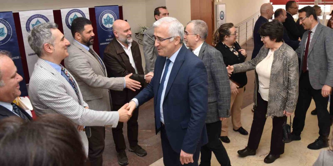 Esogü Personeli Bayramlaştı