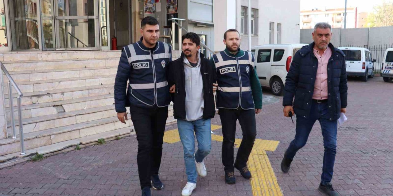 23 Yıl Hapis Cezası İle Aranıyordu, Kaçarken Yakalandı