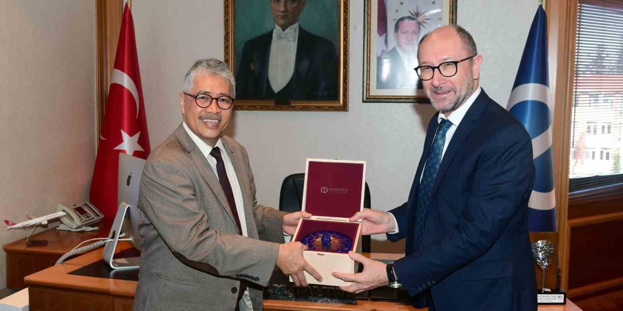 Budi Luhur Üniversitesi’nden Anadolu Üniversitesi’ne Ziyaret