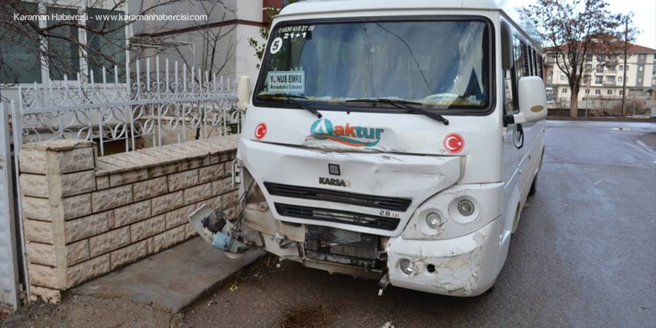 Aksaray'da Öğrenci Servisiyle Kamyonet Çarpıştı