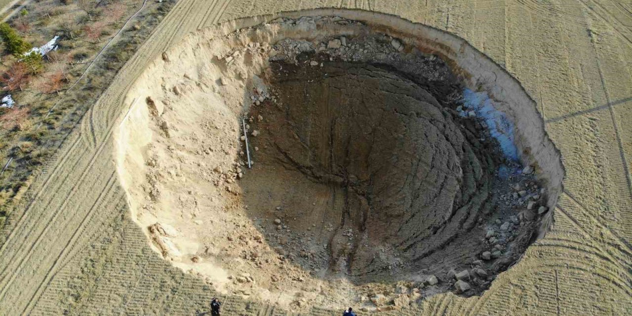 Konya Havzasında Yer Altı Su Seviyesi Düşüyor, Obruklar Artıyor