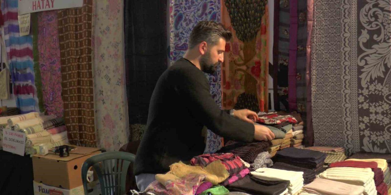 Depremde Kurtardığı Ürünleri İle İşine Devam Ediyor