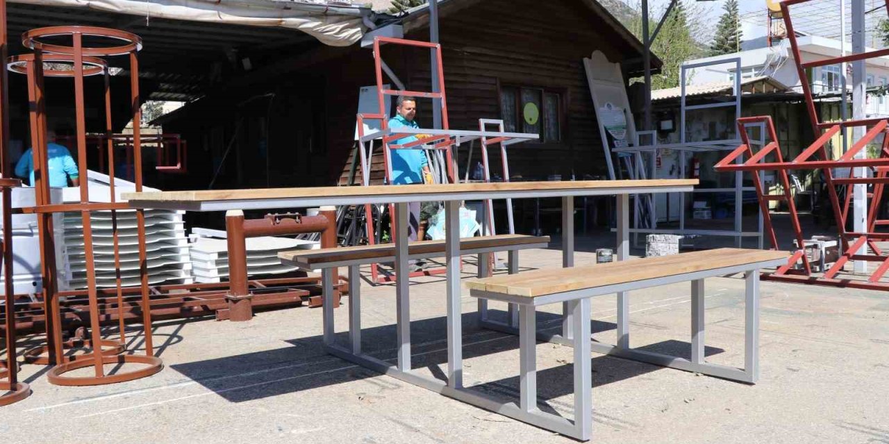 Alanya Belediyesi’nden, Park Ve Mesire Alanlarına Engelli Bireyler İçin Özel Piknik Masası