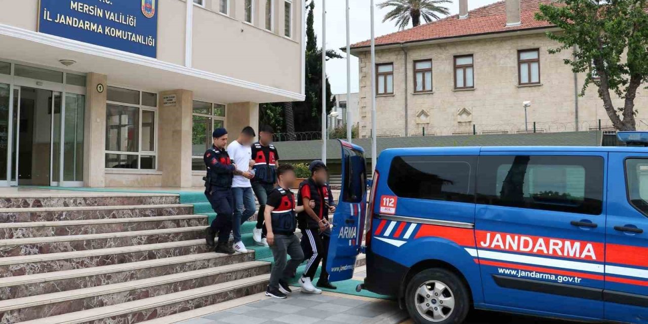 Mersin’de 8 Bin 340 Adet Uyuşturucu Hap Ele Geçirildi