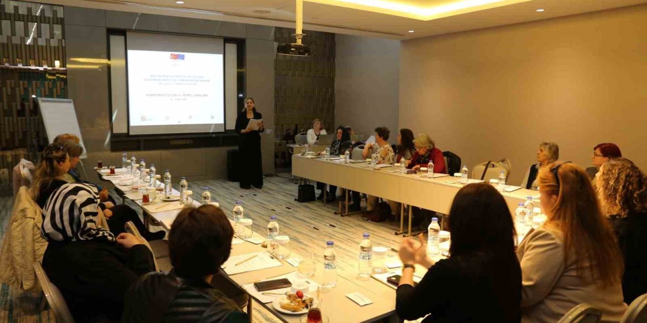 “kadın Kooperatifler Yoluyla Güçlendirilmesi” Projesi Eğitim Toplantısı