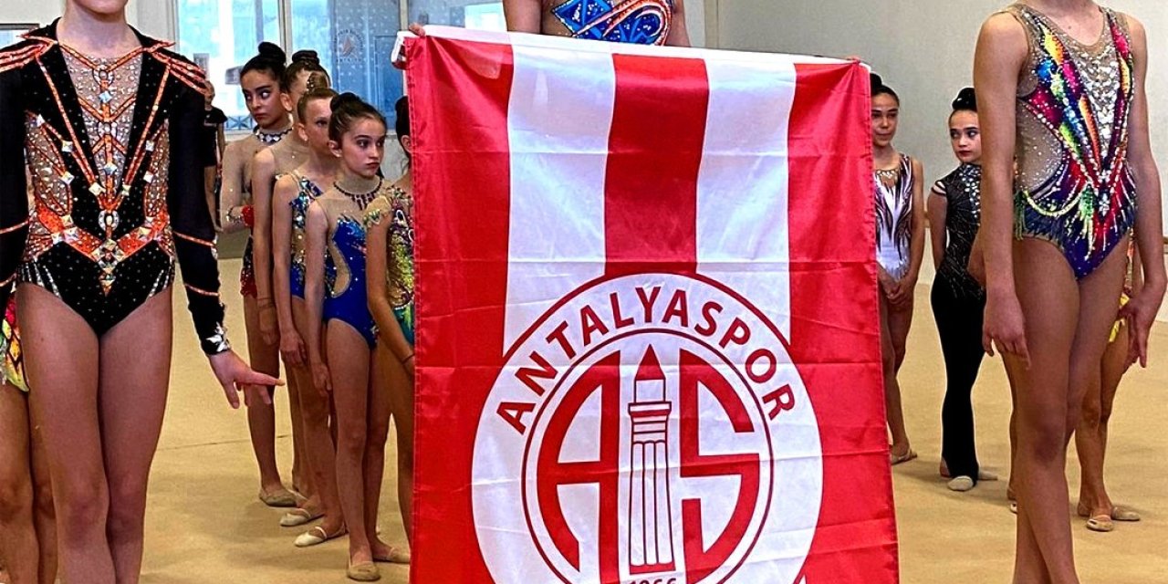 Antalyaspor Cimnastik Takımı Yıldızlar Akdeniz Şampiyonu