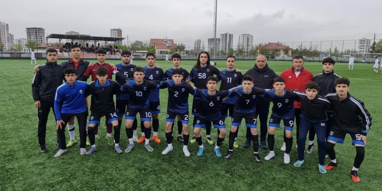 Kayseri Şekerspor: 2 - Kayseri Atletikspor: 3