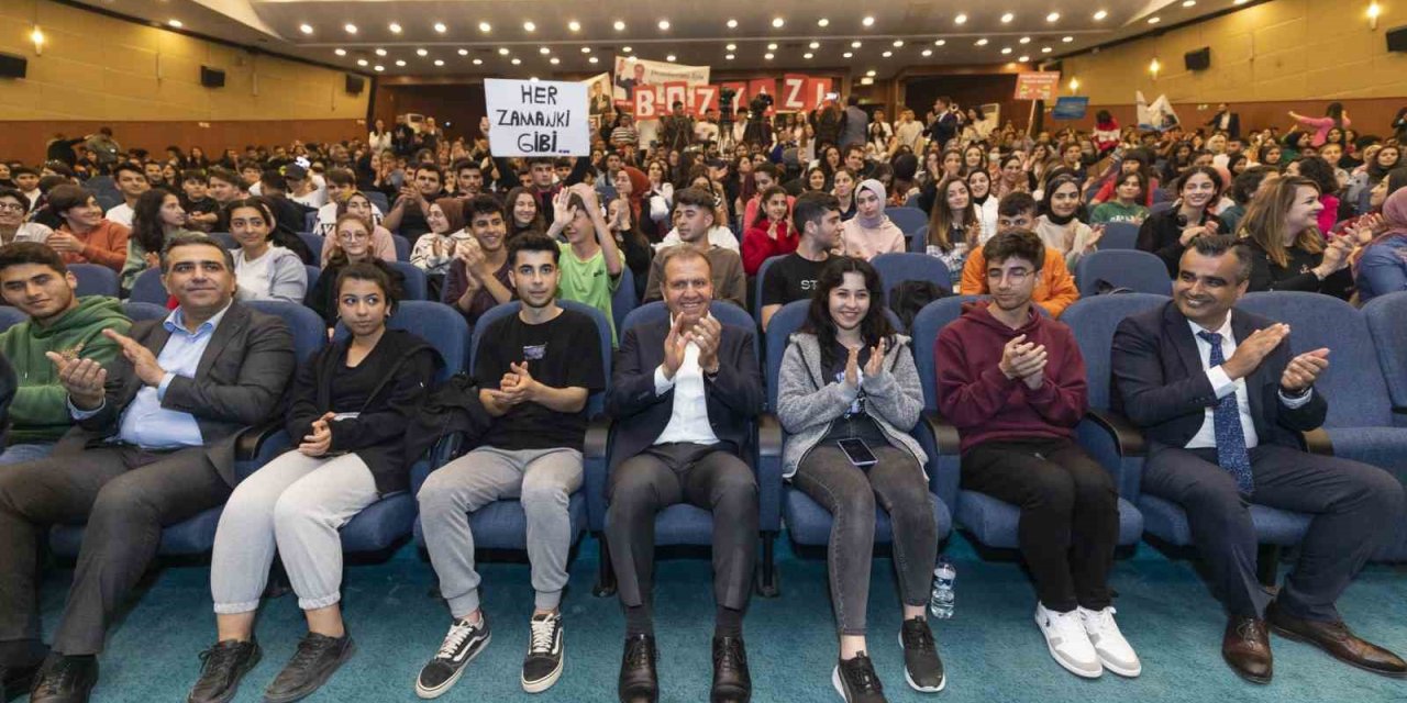 Başkan Seçer, Yks Bilgi Yarışmasına Katıldı