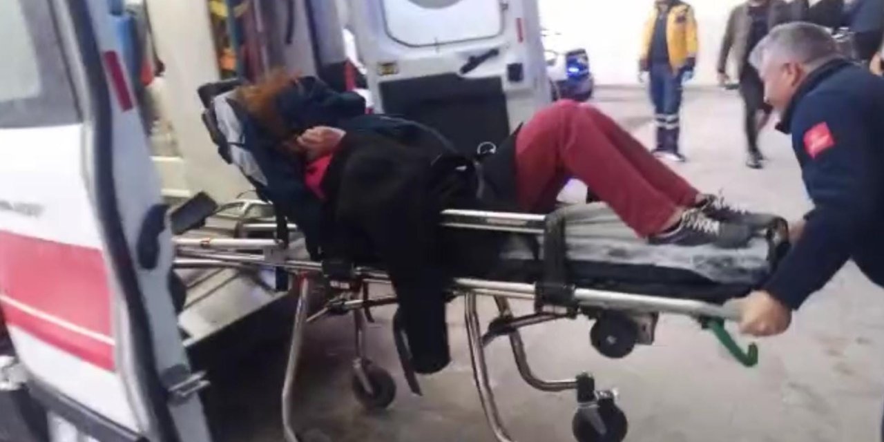 Boğazından Bıçaklanan Kadın Ağır Yaralandı