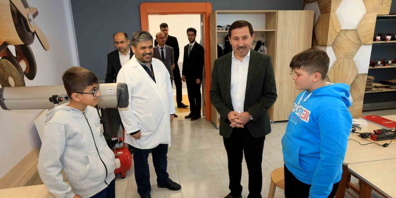 Karatay Kültür Ve Sanat Akademisi’nde Eğitimler Başladı