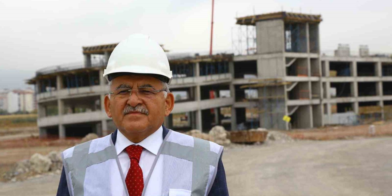 Başkan Büyükkılıç: "bu Güzel Şehri Bu Noktaya Getiren İşçi Kardeşlerimizdir"