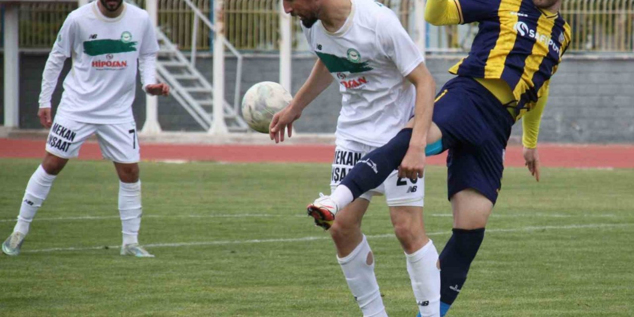 Tff 3. Lig: 1922 Konyaspor: 0 - Belediye Derincespor: 1