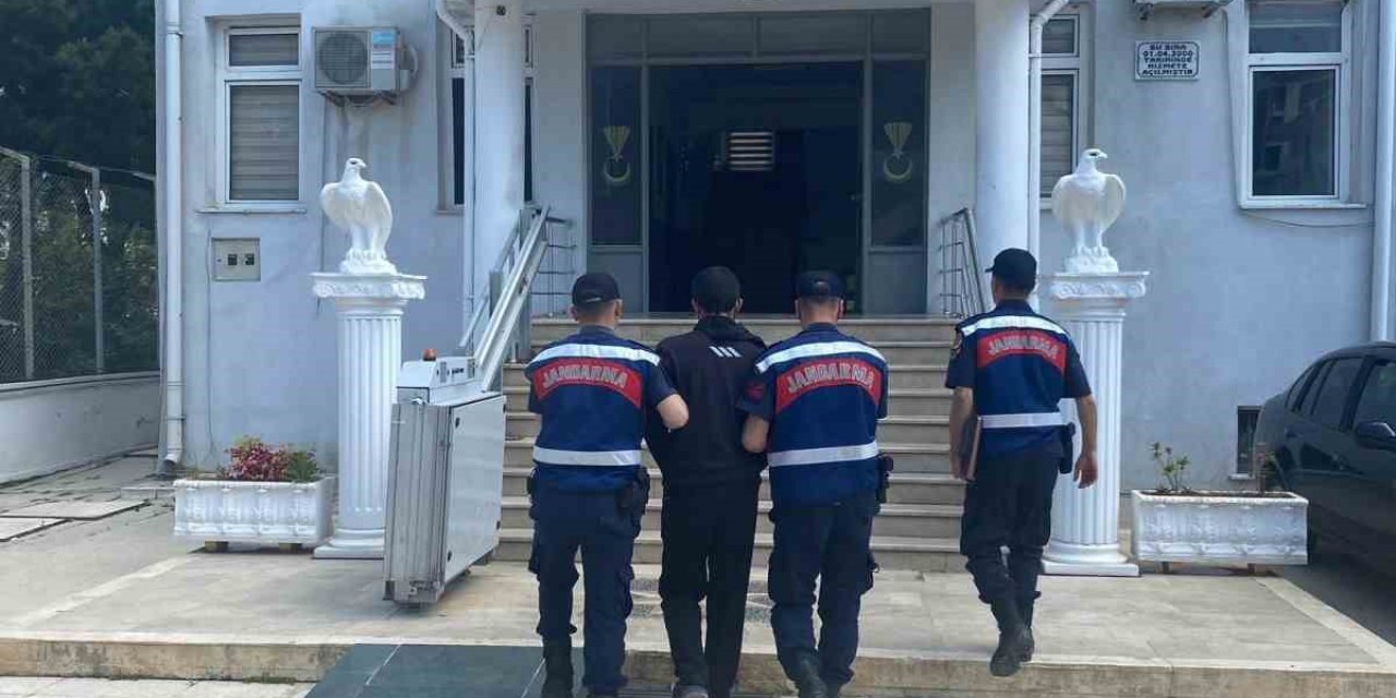 Jandarmadan Uyuşturucu Ve Kaçakçılık Operasyonları: 53 Gözaltı