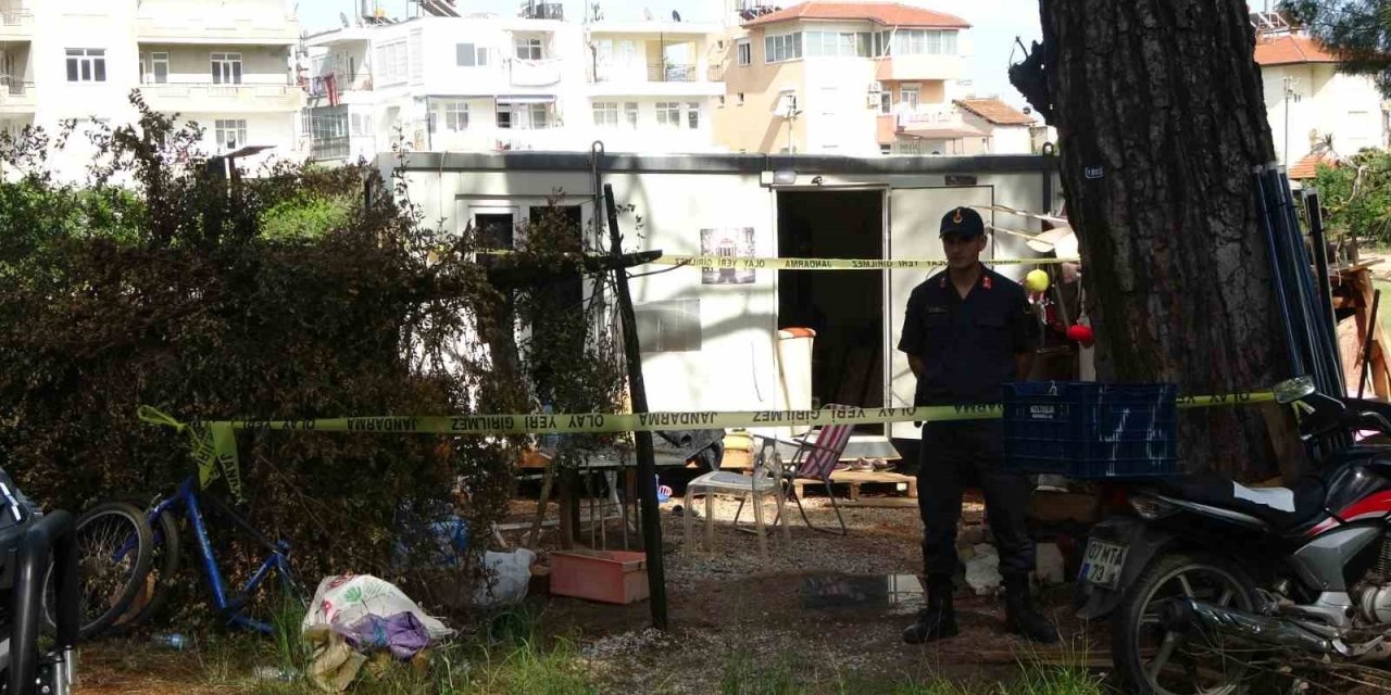 2 Çocuk Annesi Kadın, Ormanlık Alanda Yaşadığı Konteynerde Ölü Bulundu