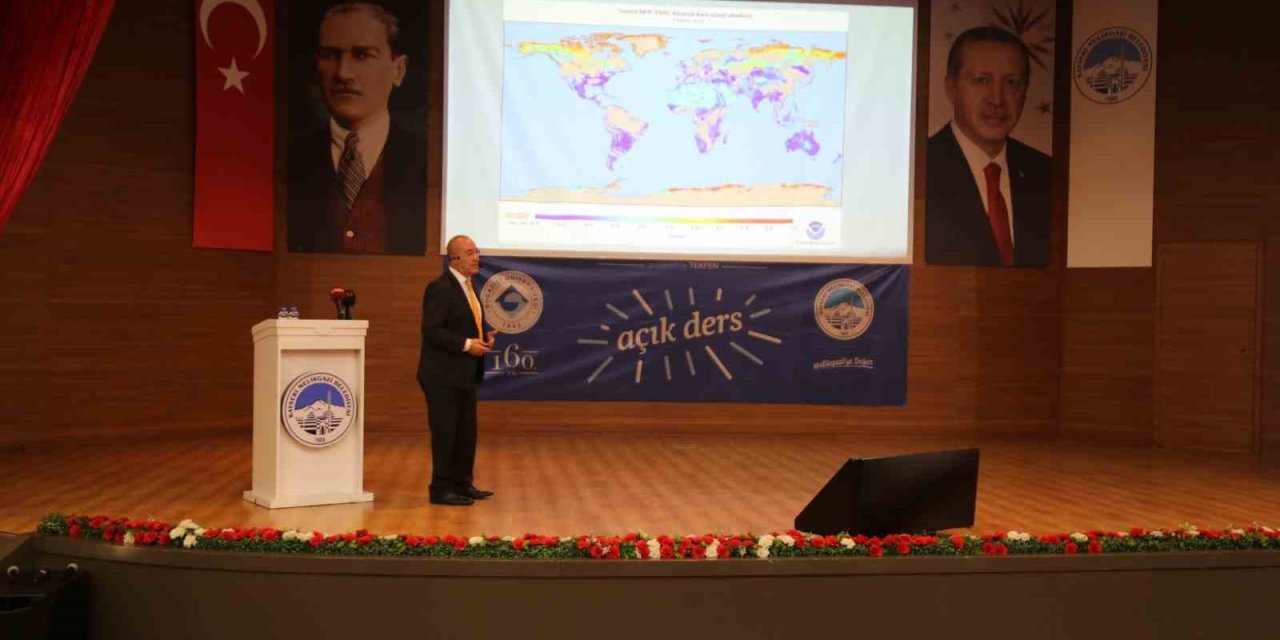 Melikgazi’de Deprem Seminerleri Sürüyor