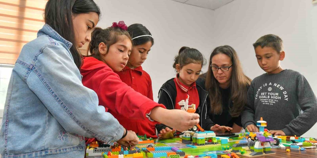 Yenişehir Belediyesi Minik Bilim Kahramanlarını Buluşturuyor