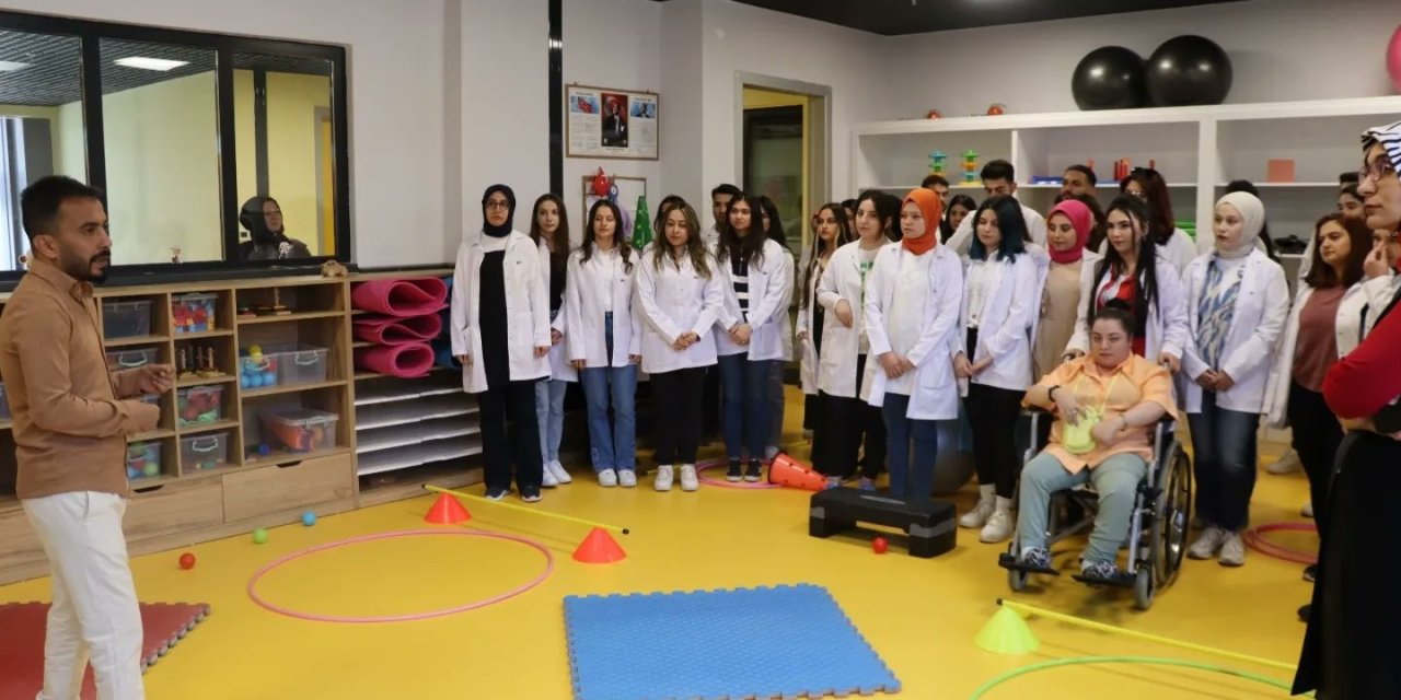 Türkiye’nin En Donanımlı Engelsiz Yaşam Merkezi’ne İlgi Büyük