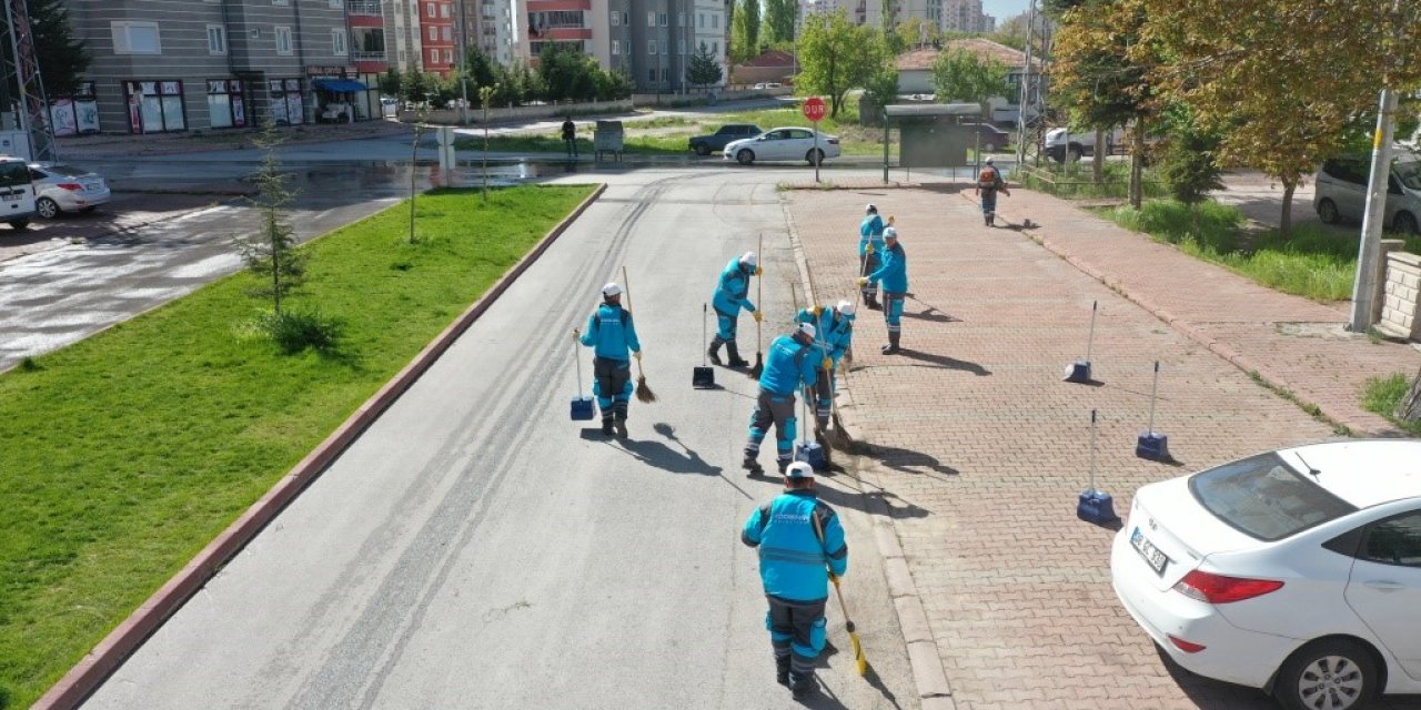 Kocasinan’da Bahar Temizliği Devam Ediyor