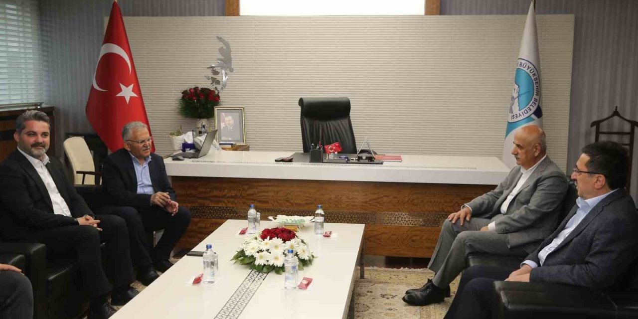 Bakan Kirişci’den Başkan Büyükkılıç’a Ziyaret