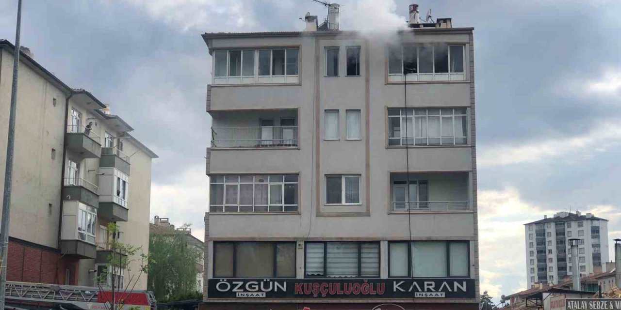 İkamette Çıkan Yangın Söndürüldü