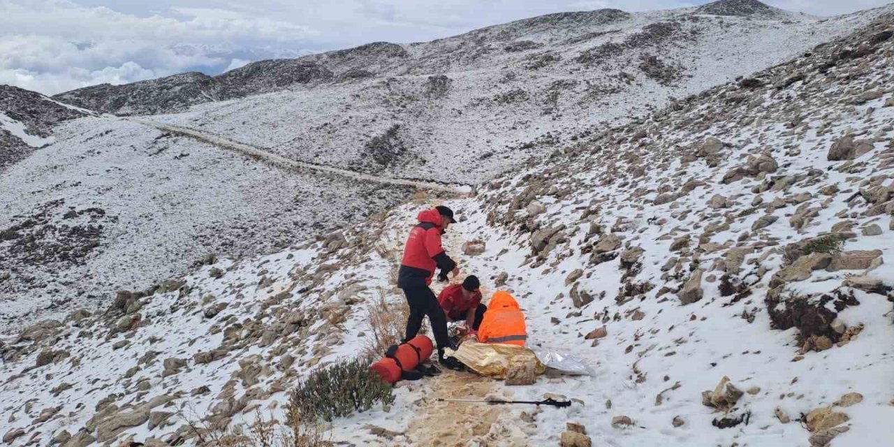 Hipotermi Geçiren Koşucu Ölümden Döndü