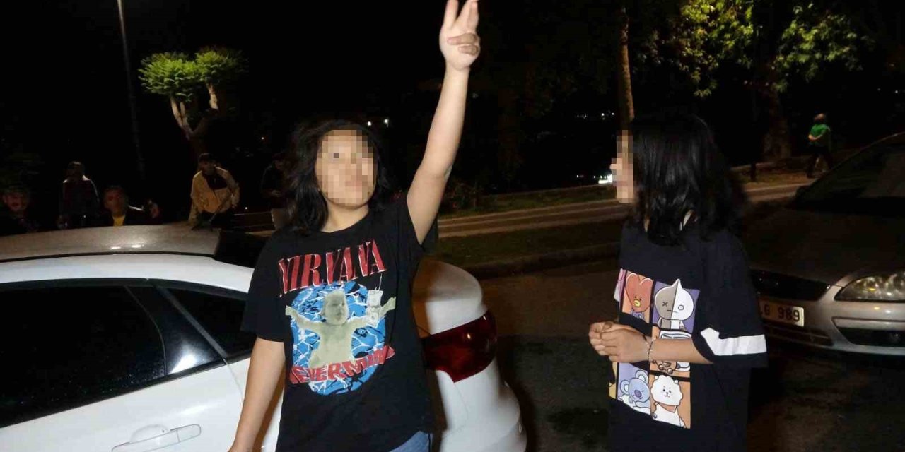 Alkollü Halde Eve Gelen Adamı Karısı İçeri Almadı, Çatıya Çıkıp ’kirama Zam Yaptılar’ Dedi