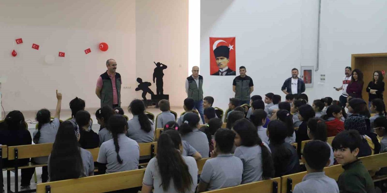 Öğrencilere Orman Yangınları Eğitimi Verildi