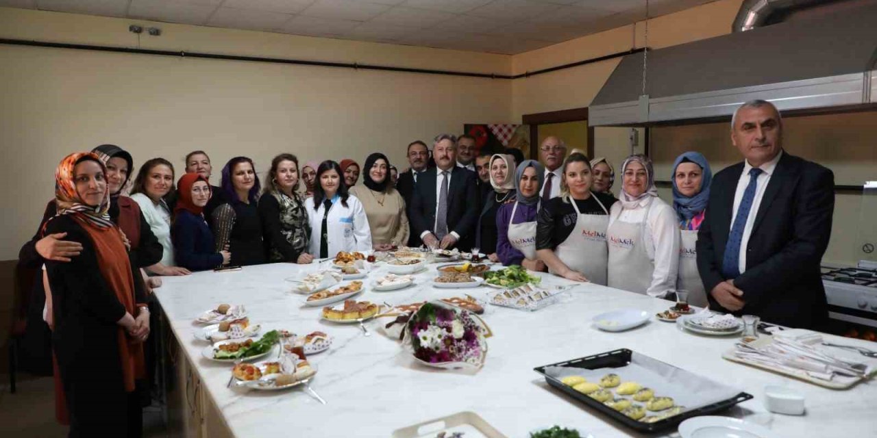 Melikgazi’de Glütensiz Mutfaktaki Tüm Ürünler Deprem Bölgesine