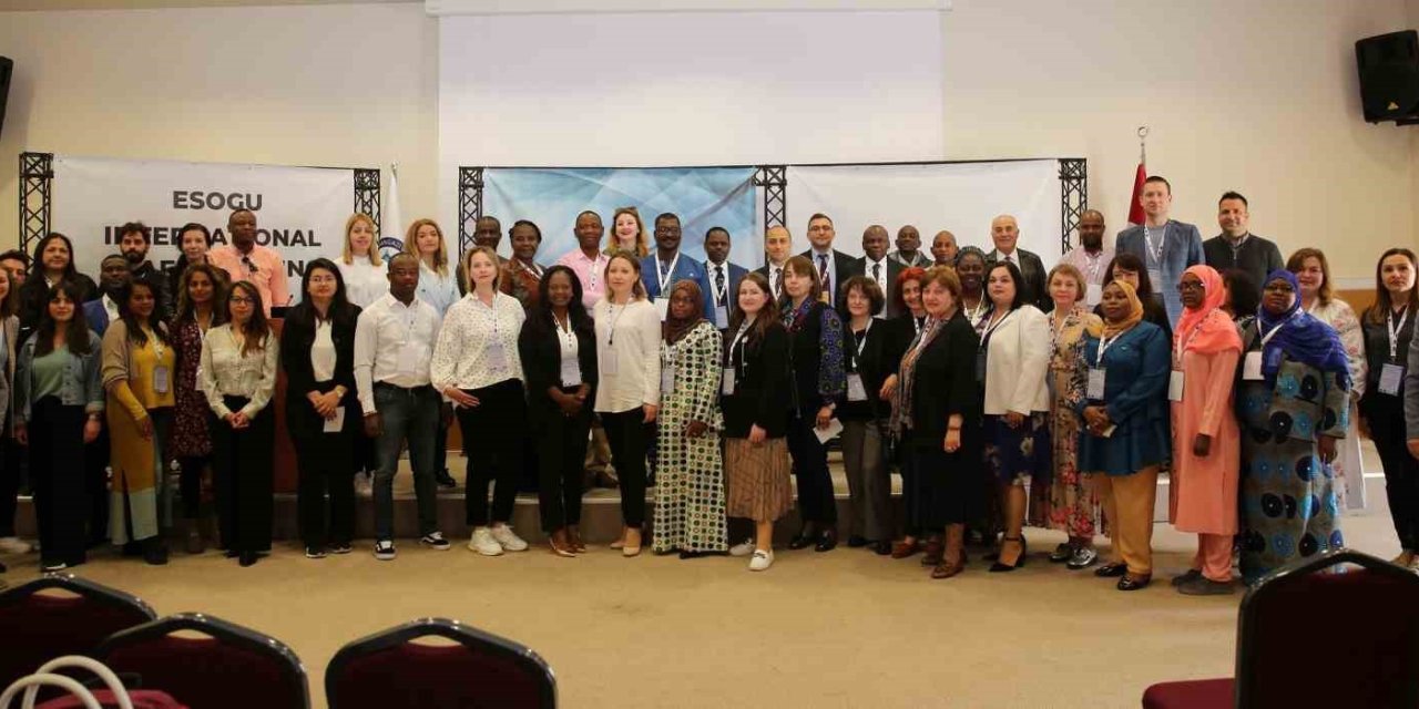 Esogü’de Uluslararası Personel Haftası Etkinlikleri Başladı
