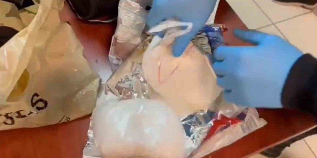 Cips Paketinden 1,5 Kilo Uyuşturucu Çıktı