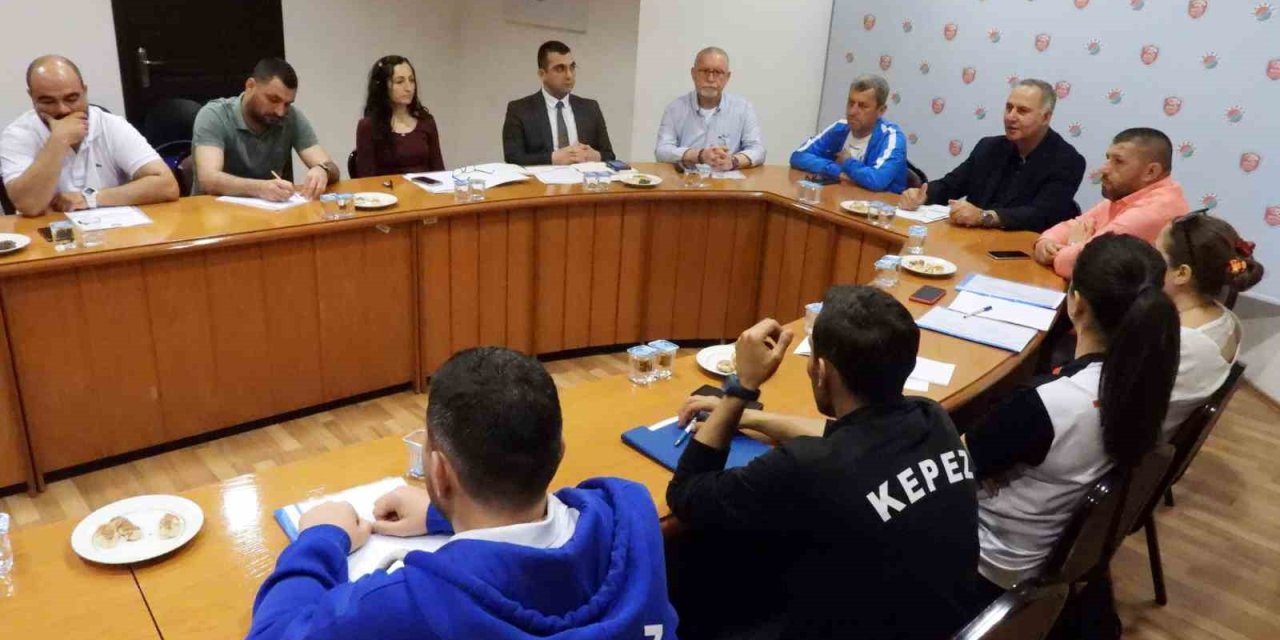 Pil Spor Nostaljisi Kepez’de Yaşatılıyor