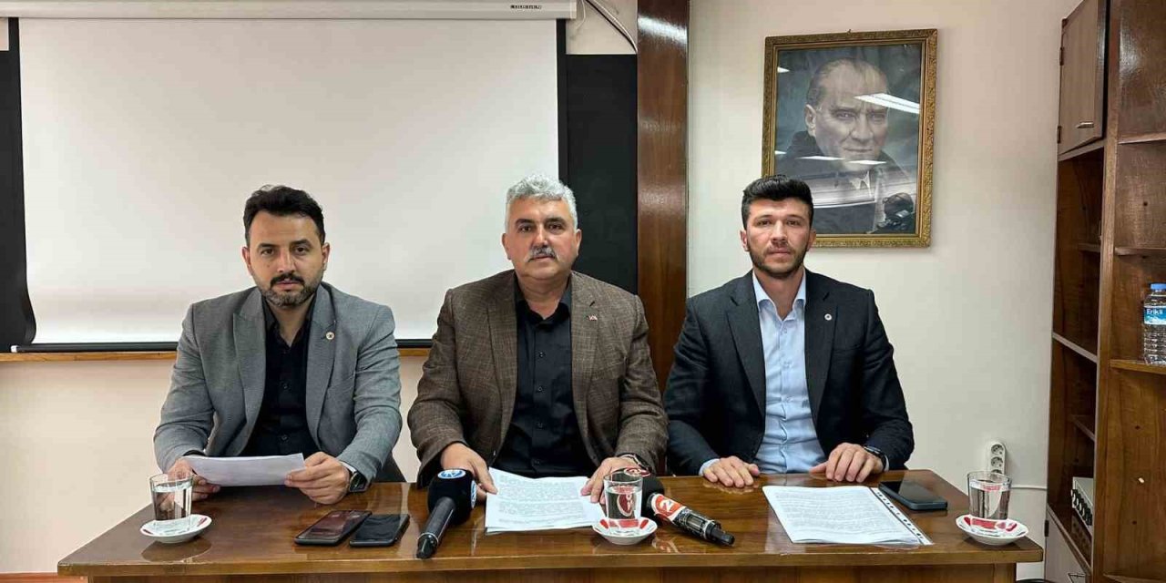 "en Az Merkezi Hükümetin Kamu İşçilerine Verdiği Taban Ücreti Kadar Zam İstiyoruz”