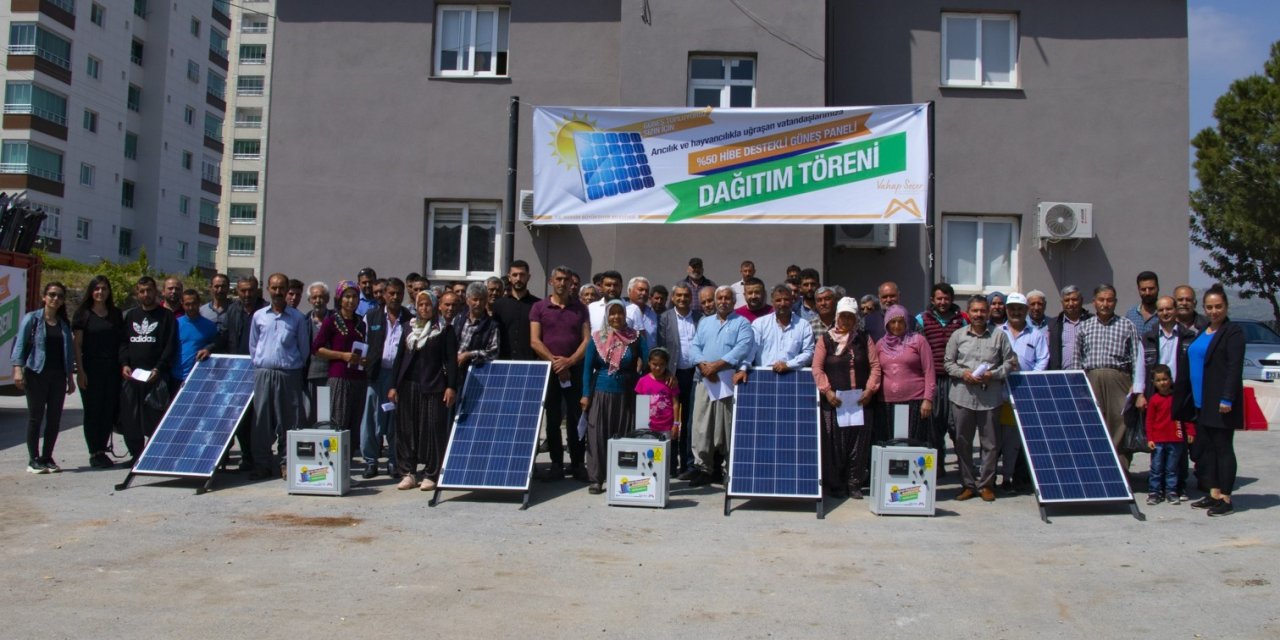 Mersin’de Üreticilere Güneş Enerji Paneli Desteği