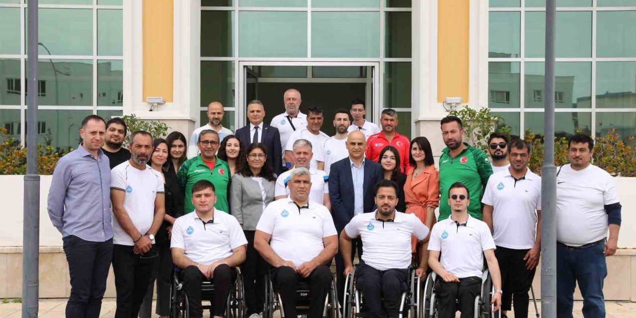 Alkü’de Engelsiz Spor Konuşuldu