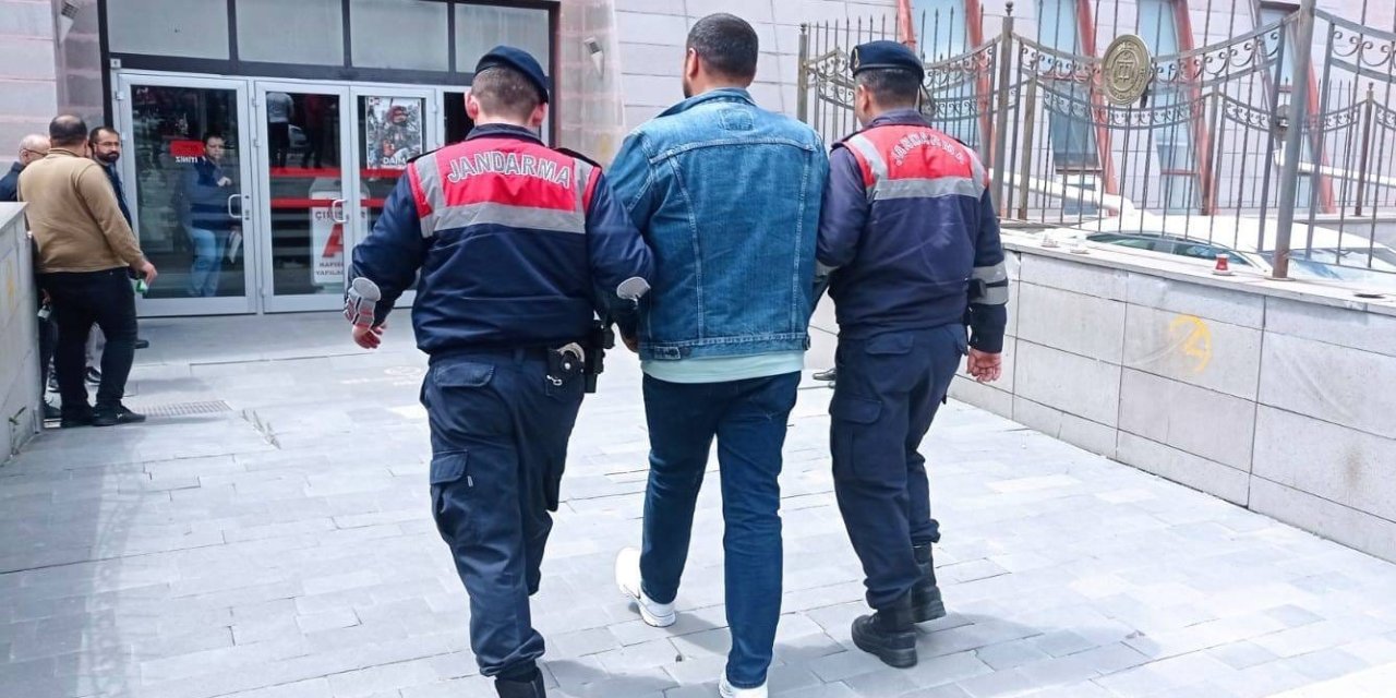 Aranan 6 Şüpheli Jandarma Ekiplerince Yakalandı