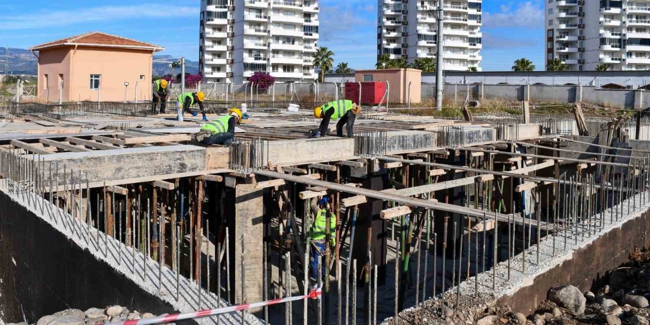 Çeşmeli Paket Atıksu Arıtma Tesisi Çalışmaları Sürüyor