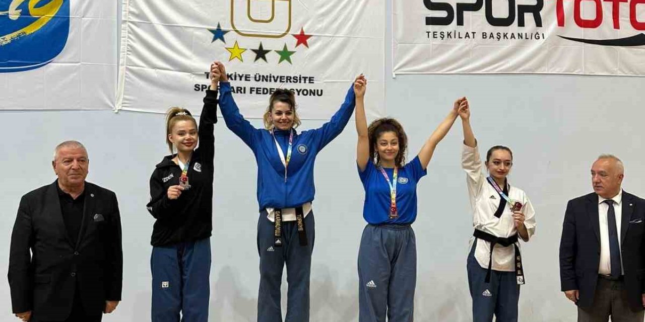 Eskişehirli ‘altın Kız’ Milli Tekvandocu Gülsena Karakuyulu Yine Zirvede