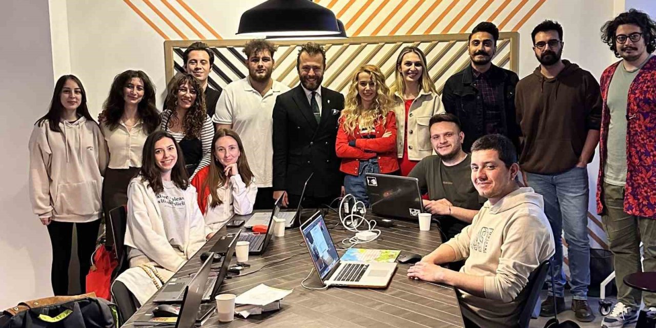 19 Mayıs Temalı Kolaj Atölyesi Düzenlendi