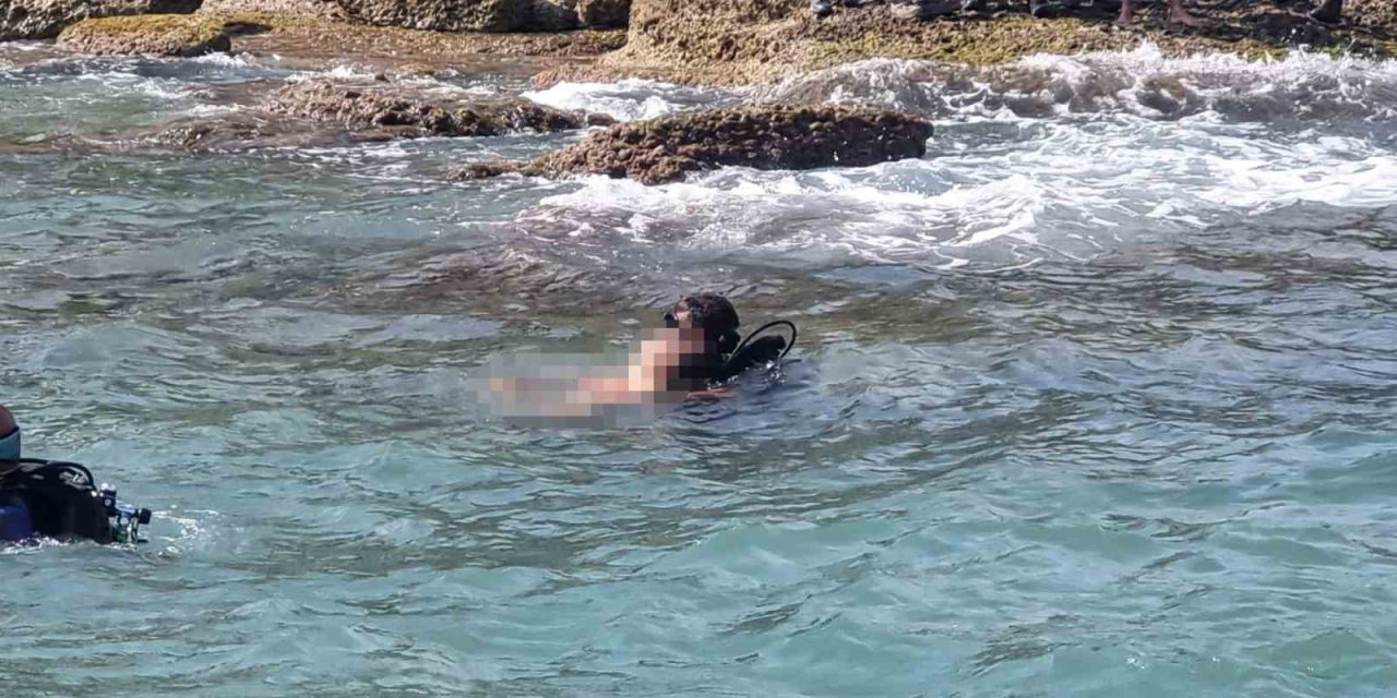 Yüzmek İçin Denize Giren Gencin Cansız Bedeni Bulundu