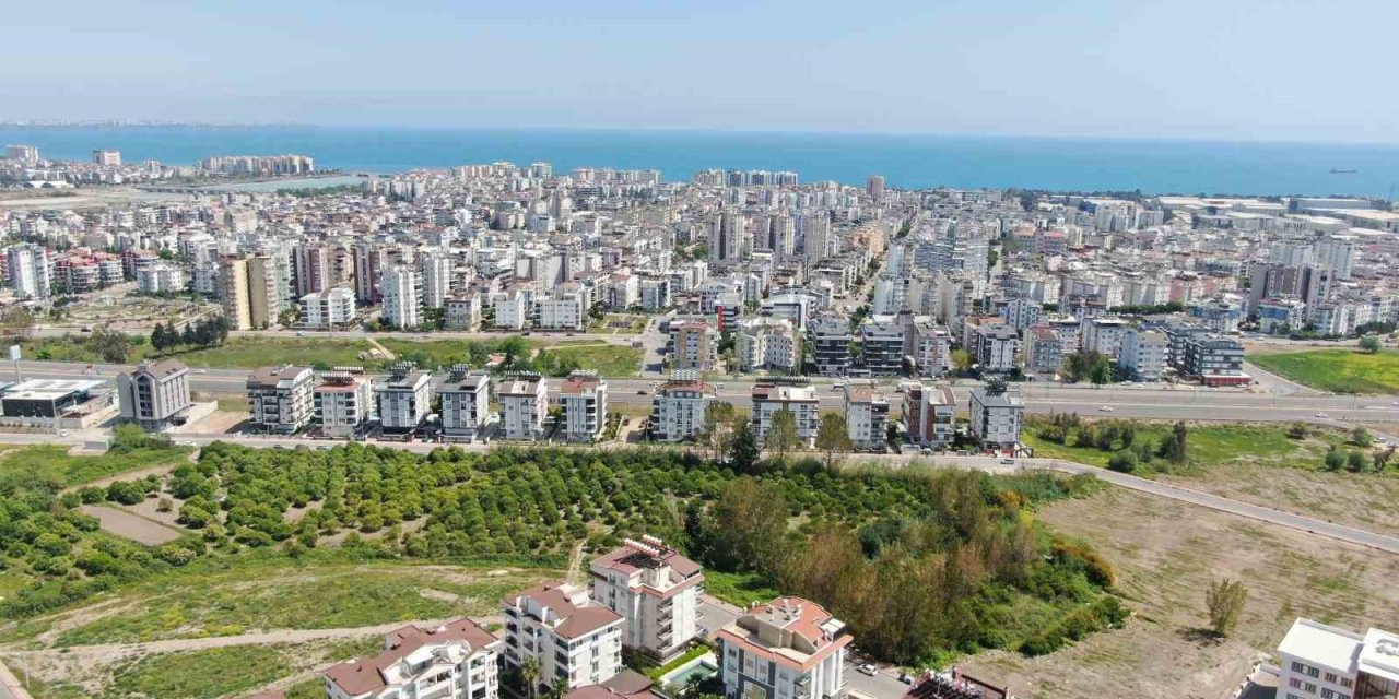 Nisan Ayında Antalya’da Yabancılara Bin 24 Konut Satıldı