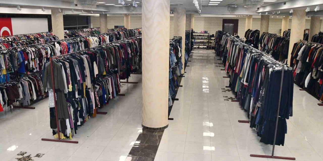 Depremzedelerin Yararlandığı Yenişehir Belediyesi Giysi Evi Yeniden Açılıyor