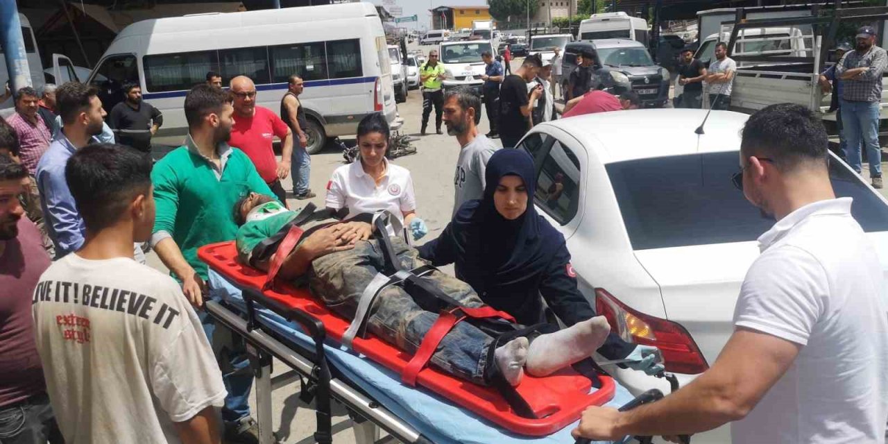 Tarsus’ta Trafik Kazası: 2 Yaralı