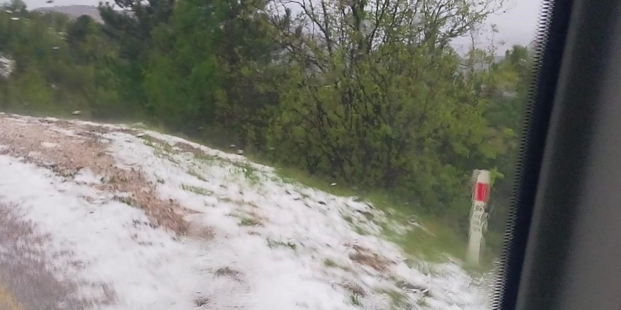 Mihalıççık’ta Dolu Yağışı Tarım Arazilerine Zarar Verdi