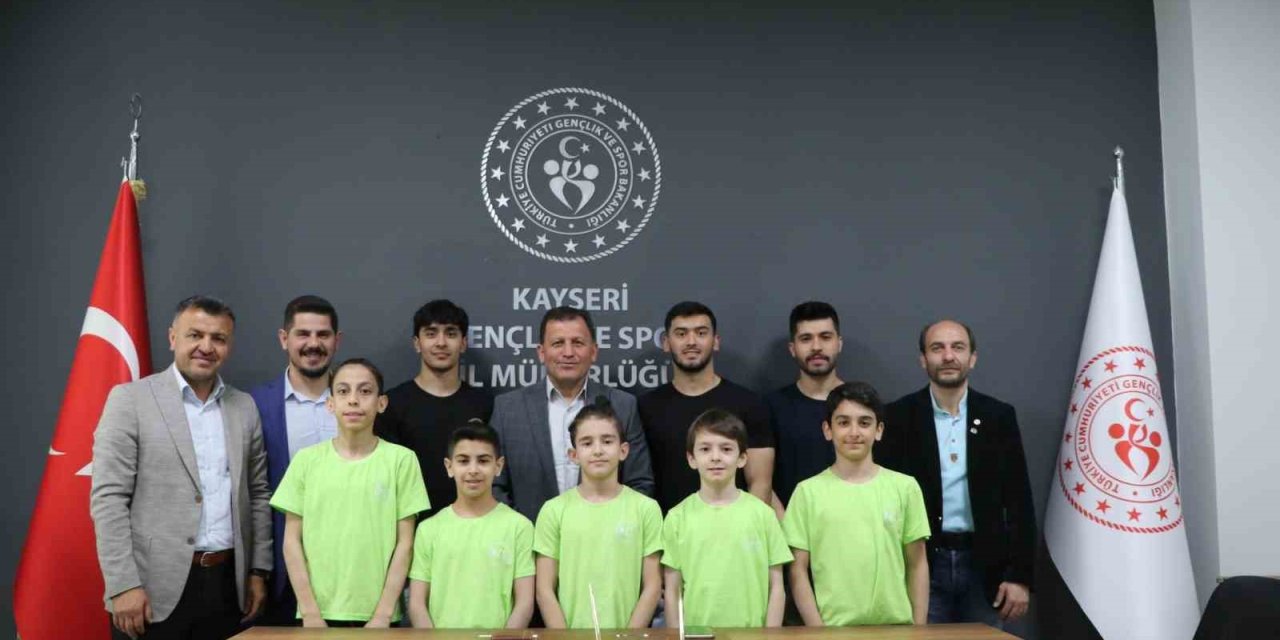 Şampiyon Jimnastikçilerden Kabakcı’ya Ziyaret