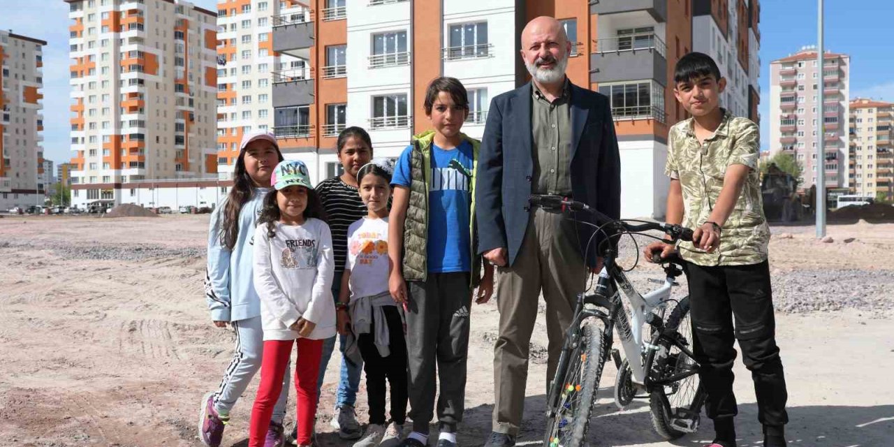 Başkan Çolakbayrakdar; “kentsel Dönüşümü, Sosyal Odaklı Yapıyoruz”