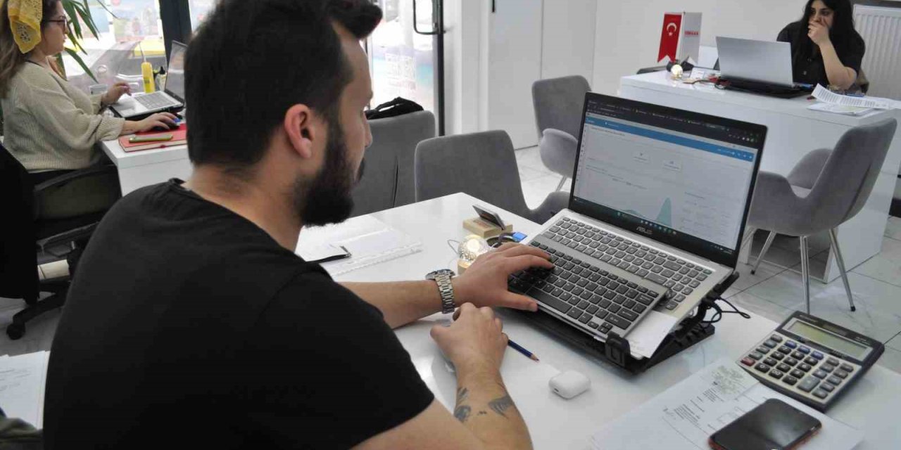 Eskişehir’de 19 Mayıs Tatilini Hafta Sonuyla Birleştirenlerin Tercihi Akdeniz Oluyor